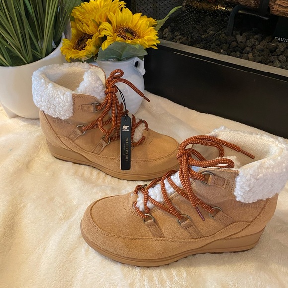 ✨NWT✨ Sorel  Evie Wedge Bootie - Picture 5 of 8